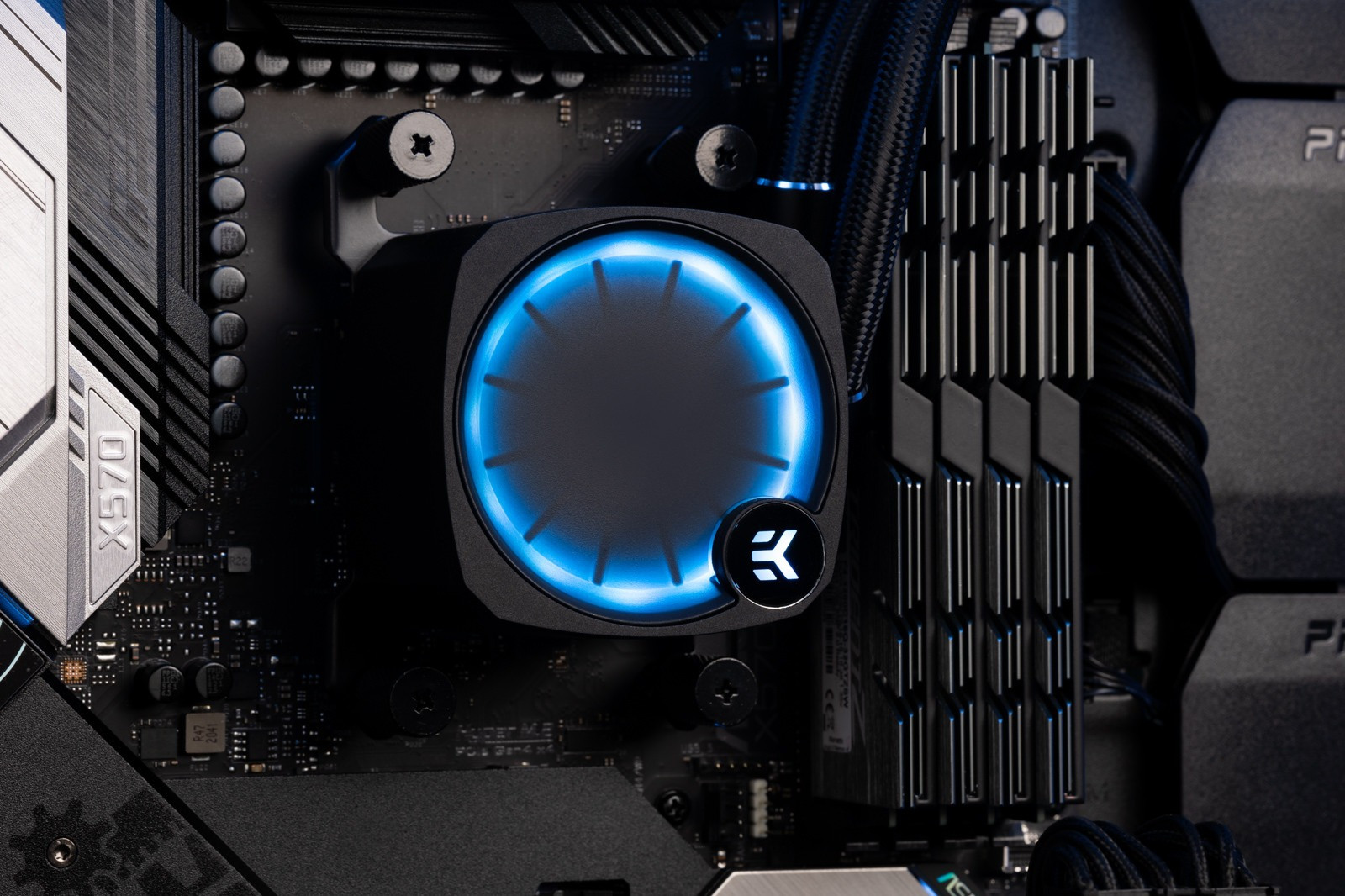 TẢN NHIỆT NƯỚC AIO EK-NUCLEUS AIO CR240 LUX D-RGB